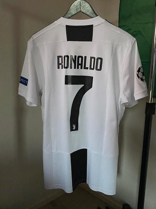 Ronaldo Juventus voetbal shirt 2018/19 maat L, Kleding | Heren, Sportkleding, Zo goed als nieuw, Voetbal, Maat 52/54 (L), Ophalen of Verzenden