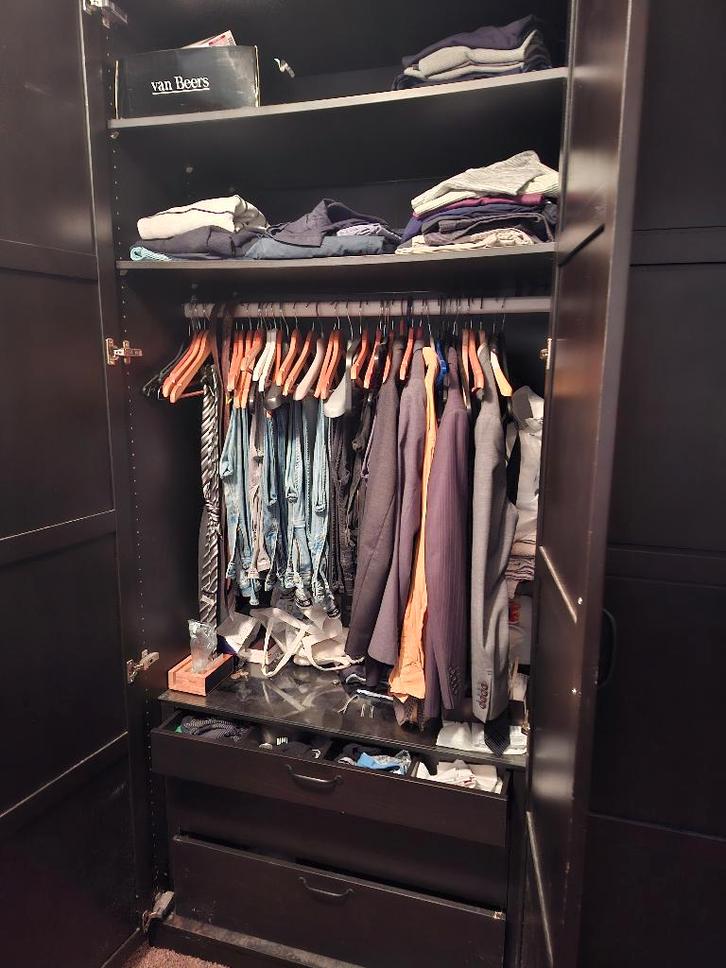 Bruinzwarte linnenkast PAX Ikea, Huis en Inrichting, Kasten | Kledingkasten, Gebruikt, 200 cm of meer, 200 cm of meer, 50 tot 75 cm