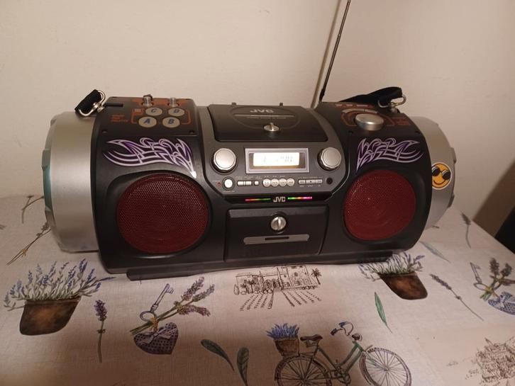 Super nette radio cdspeler cassettedeck diverse gitaar inste, Audio, Tv en Foto, Radio's, Zo goed als nieuw, Ophalen of Verzenden