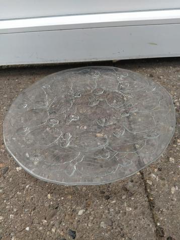 Vintage Fruitschaal met Decor beschikbaar voor biedingen