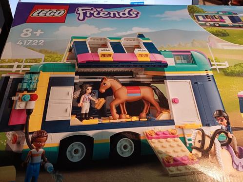 Lego Friends 41722 Paardenshow -NIEUW en ONGEOPEND-, Kinderen en Baby's, Speelgoed | Duplo en Lego, Nieuw, Lego, Complete set