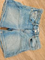 Calvin Klein short, maat 12 (152) NIEUW!, Nieuw, Ophalen of Verzenden, Broek