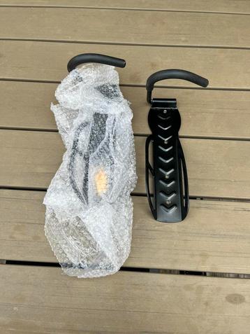 Fietsbeugels beschikbaar voor biedingen