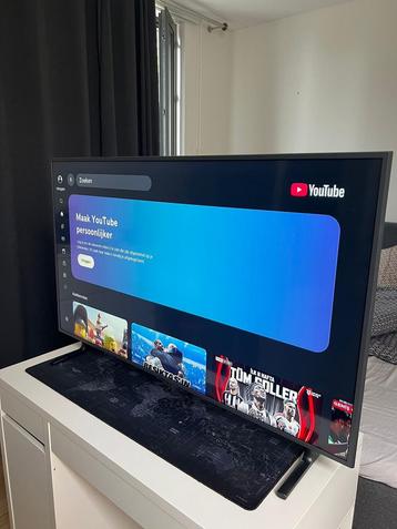 Samsung UE49RU8000S 49 inch Smart TV beschikbaar voor biedingen