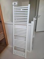 Elektrische Badkamer Radiator - Wit, Doe-het-zelf en Verbouw, Verwarming en Radiatoren, Ophalen, Radiator, Minder dan 60 cm, Zo goed als nieuw