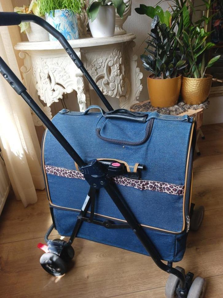 hondenbuggy, Dieren en Toebehoren, Honden-accessoires, Zo goed als nieuw, Ophalen of Verzenden