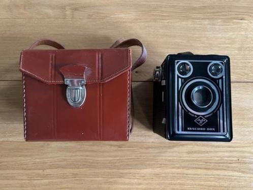 Agfa Synchro “Box 600” Camera (1951-1957) in draagkoffer, Audio, Tv en Foto, Fotocamera's Analoog, Gebruikt, Compact, Overige Merken