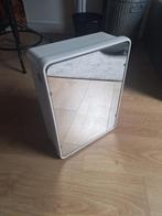 Vintage badkamer medicijn kastje Bakeliet Cervino CM Torino, Huis en Inrichting, Badkamer | Badkamermeubels, Ophalen, Minder dan 50 cm