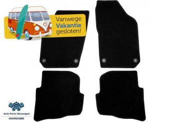 Matten set zwart Seat Ibiza 6J ('08-'17) 6J0863011LOE beschikbaar voor biedingen