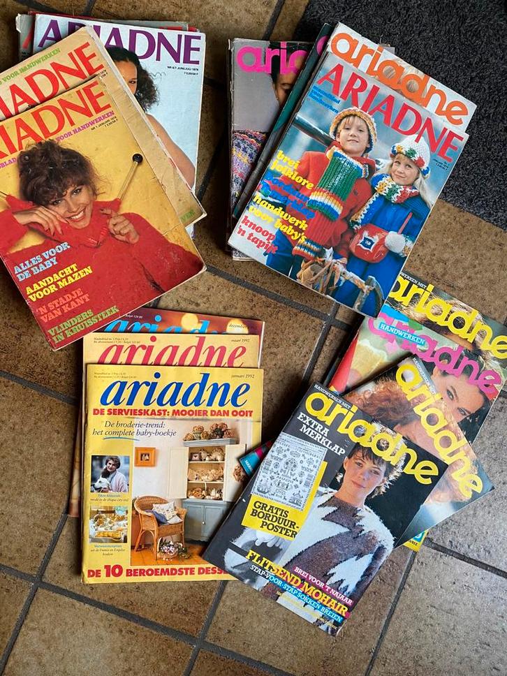 ARIADNE 35 losse nummers Diverse jaargangen, Hobby en Vrije tijd, Breien en Haken, Zo goed als nieuw, Breien of Haken, Patroon of Boek