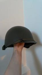 Complete KL helm inclusief liner. Goeie staat, Verzamelen, Militaria | Tweede Wereldoorlog, Ophalen of Verzenden