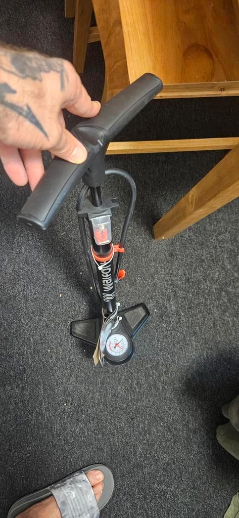 Walfort Fietspomp met Drukmeter - Nieuw, Fietsen en Brommers, Fietsaccessoires | Fietspompen, Nieuw, Drukmeter, Ophalen of Verzenden