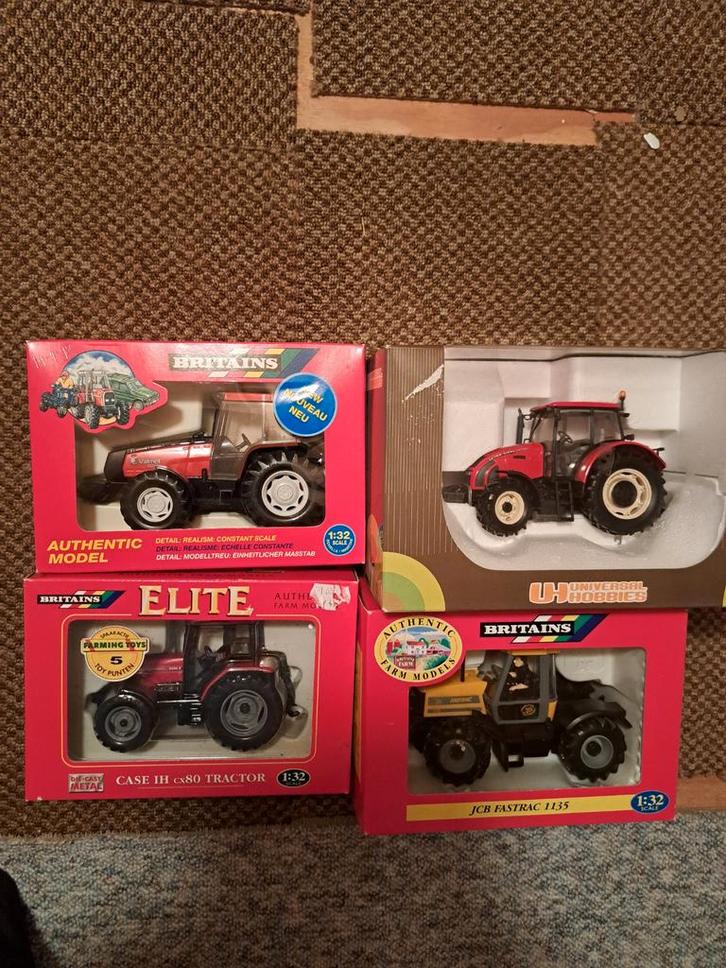 Britains & UH Miniatuur Tractoren Nieuw in doos, Hobby en Vrije tijd, Modelauto's | 1:32, Nieuw, Tractor of Landbouw, Britains