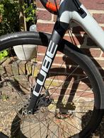 Cube Cross Race, 28 inch, Gebruikt, Aluminium, 15 tot 20 versnellingen