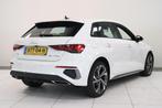 Audi A3 Sportback 40 TFSI e Edition 205 Pk. PHEV | Camera |, Auto's, Audi, Stof, Gebruikt, 4 cilinders, Wit