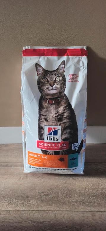 Hills adult voer 10kg t.w.v. €70 beschikbaar voor biedingen