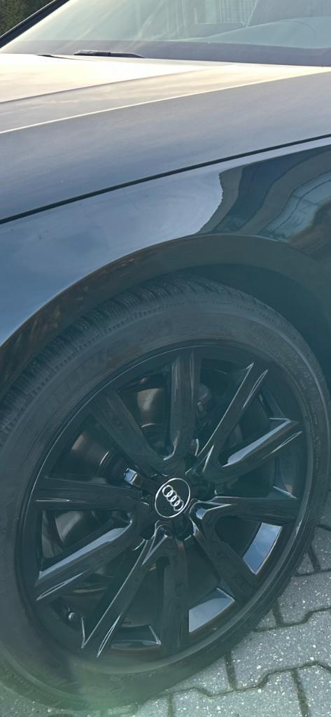 Velgen met banden Audi hoogglans zwart 18 inch, Auto-onderdelen, Banden en Velgen, Band(en), Winterbanden, 18 inch, 225 mm, Personenwagen