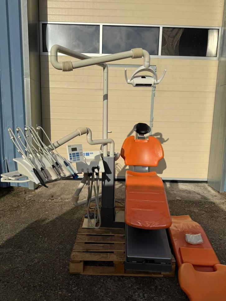 Mr Dental l Behandelstoel l Sirona C3+ l Tandarts, Diversen, Verpleegmiddelen, Ophalen of Verzenden