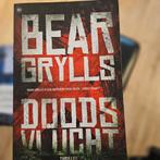 Bear Grylls - Doods Vlucht - Thriller, Ophalen of Verzenden, Gelezen, Bear Grylls