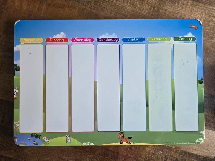 Plan bord voor kinderen met vele magneten, Kinderen en Baby's, Overige Kinderen en Baby's, Zo goed als nieuw, Ophalen of Verzenden