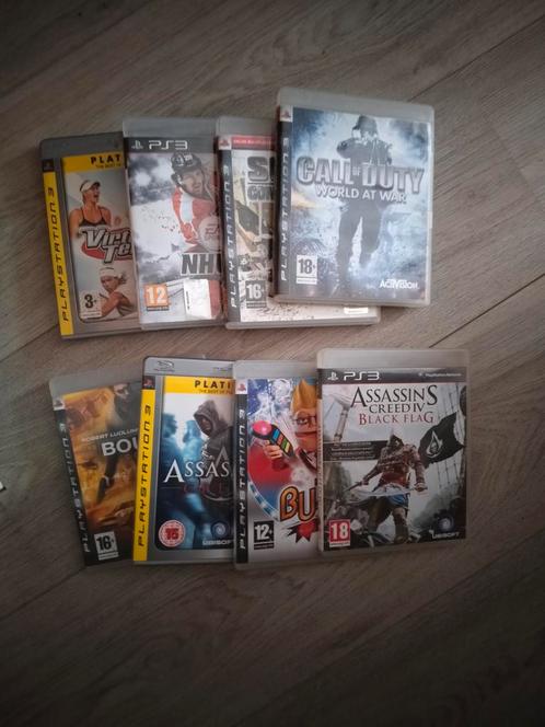 Buzz quiz tv, world at war, assassin's Creed, socom ps3, Spelcomputers en Games, Games | Sony PlayStation 3, Zo goed als nieuw