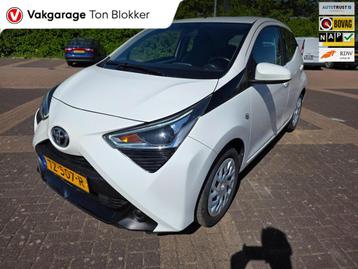 Toyota Aygo 1.0 VVT-i x-play beschikbaar voor biedingen