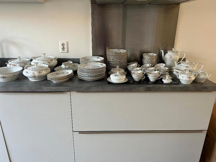 Servies Mosa Maastricht, Huis en Inrichting, Keuken | Servies, Gebruikt, Compleet servies, Overige stijlen, Porselein, Ophalen