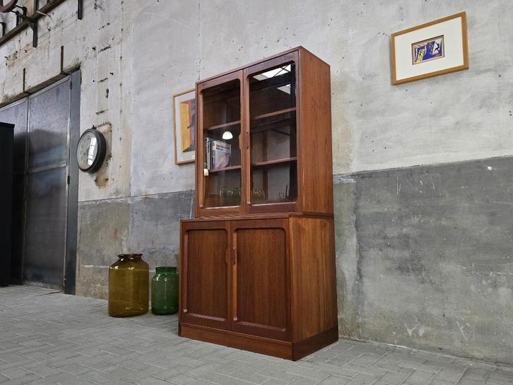 Zweedse Mid Century Design Vitrine Kast Teak | Vintage, Huis en Inrichting, Kasten | Wandmeubels, Gebruikt, 150 tot 200 cm, Minder dan 150 cm