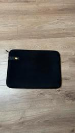 Case Logic Laptophoes 16-17 inch, Computers en Software, Laptophoezen, Ophalen of Verzenden, 16 inch, Zo goed als nieuw