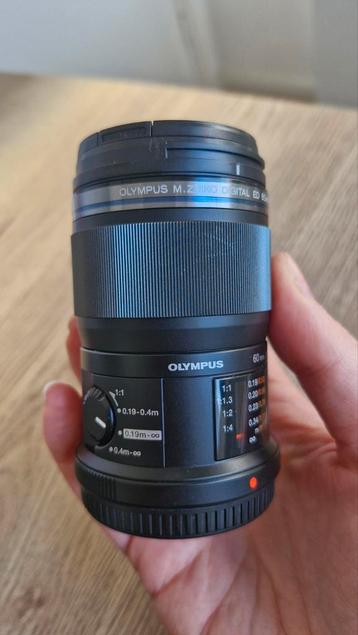 Olympus M.Zuiko ED 60mm f2.8 Macro beschikbaar voor biedingen