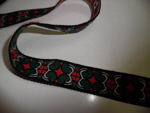 Zolderopruiming-laatste supermooi vintage sierband-3 cm br, Hobby en Vrije tijd, Naaien en Fournituren, Nieuw, Lint, Band of Elastiek