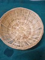 mandje riet lichtkleurig rond, Huis en Inrichting, Woonaccessoires | Schalen en Manden, Ophalen of Verzenden, 'T Olde Gre-j, Info@toldegrej.nl