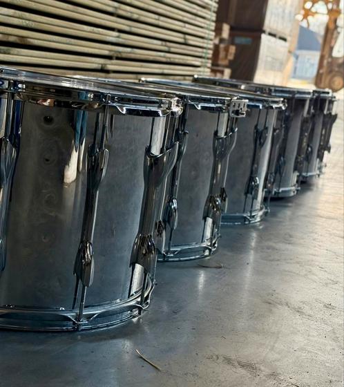 Complete marchingset / 7 premier snares 2 Vancore basedrum, Muziek en Instrumenten, Drumstellen en Slagwerk, Zo goed als nieuw