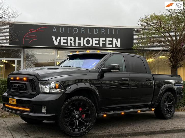 Dodge Ram 1500 5.7 V8 4x4 Quad Cab 6'4 - PANORAMADAK - STOEL, Auto's, Dodge, Bedrijf, Te koop, RAM 1500, 4x4, ABS, Achteruitrijcamera