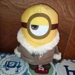 Minions knuffel met bruine jas Minion 24 cm, Nieuw, Ophalen of Verzenden