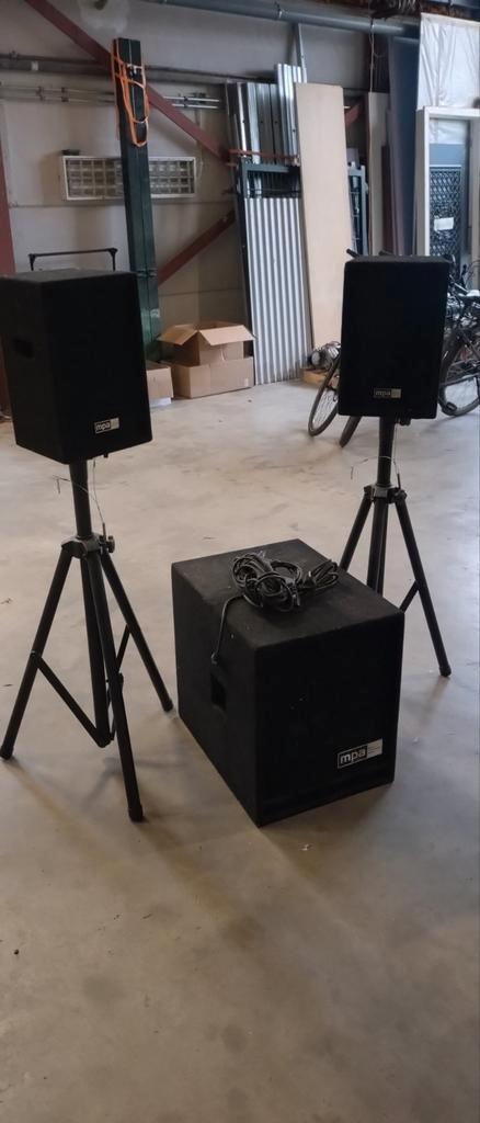 MPA Geluidsinstallatie met Boxen & Statieven, Audio, Tv en Foto, Luidsprekers, Gebruikt, Subwoofer, 120 watt of meer, Overige merken