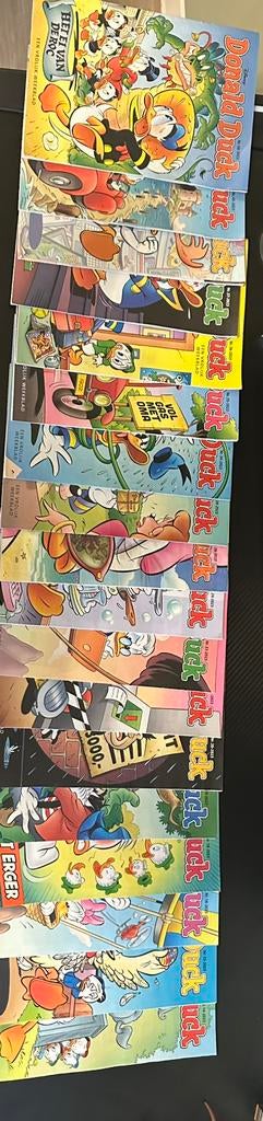 Donald duck jaar 2023, Meerdere stripboeken, Ophalen of Verzenden, Gelezen