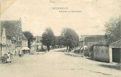 (380-796-037) Medemblik Kaasmarkt en Nieuwstraat, Verzamelen, Ansichtkaarten | Nederland, Noord-Holland, Verzenden