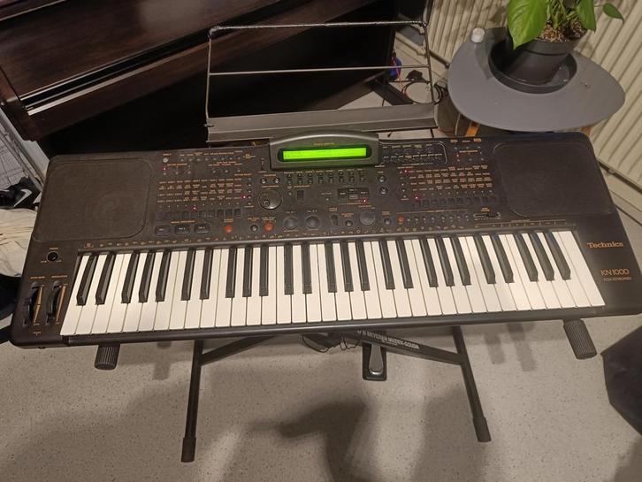 Piano keyboard, Muziek en Instrumenten, Keyboards, Gebruikt, 61 toetsen, Technics, Met standaard, Midi-aansluiting, Ophalen