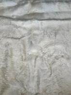 Groot wit vloerkleed koeienvacht, Antiek en Kunst, Antiek | Kleden en Textiel, Ophalen
