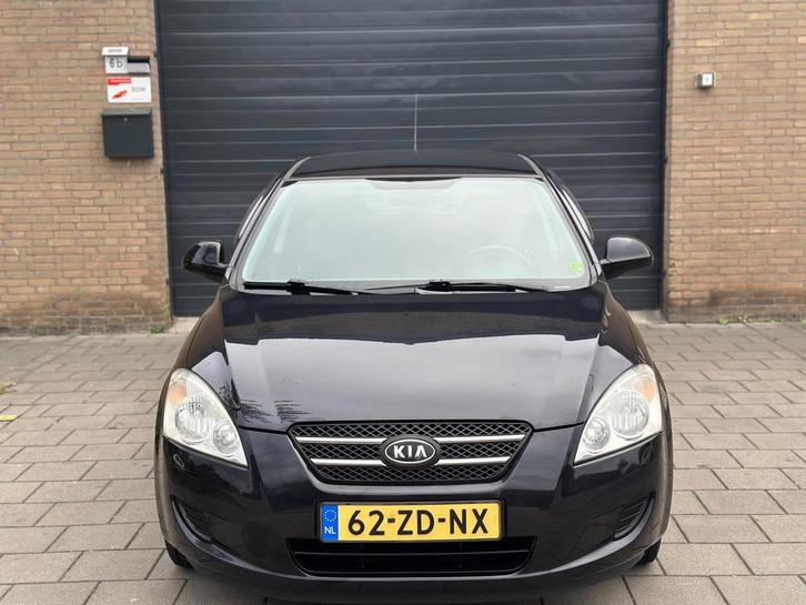 Kia Cee'd 1.6 X-tra Apk Airco Elektrisch pakket Alarm Navi, Auto's, Kia, Bedrijf, Te koop, (Pro) Cee d, ABS, Airbags, Airconditioning