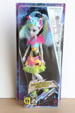 Monster High Silvi Timberwolf - Electrified #DVH66 (NRFB), Ophalen of Verzenden, Nieuw, Pop