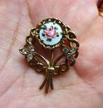Antieke vergulde koperen broche: emaille + strass. Roosje, Sieraden, Tassen en Uiterlijk, Antieke sieraden, Ophalen of Verzenden
