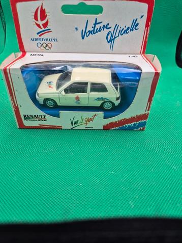 409 Renault clio 1/43 beschikbaar voor biedingen