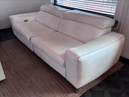 Originele Chateau d'ax Wit Lederen 3/4 zits, Huis en Inrichting, Banken | Sofa's en Chaises Longues, Zo goed als nieuw, Tweepersoons