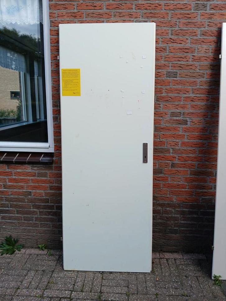 Opdekdeur (meter)kast - 73x201,5 cm/ wcdeur, Doe-het-zelf en Verbouw, Deuren en Horren, Gebruikt, Binnendeur, 200 tot 215 cm, Minder dan 80 cm