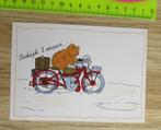ansichtkaart Clovis beer op brommer met koffer cartoon?, Verzamelen, Ansichtkaarten | Themakaarten, Ophalen of Verzenden, Ongelopen