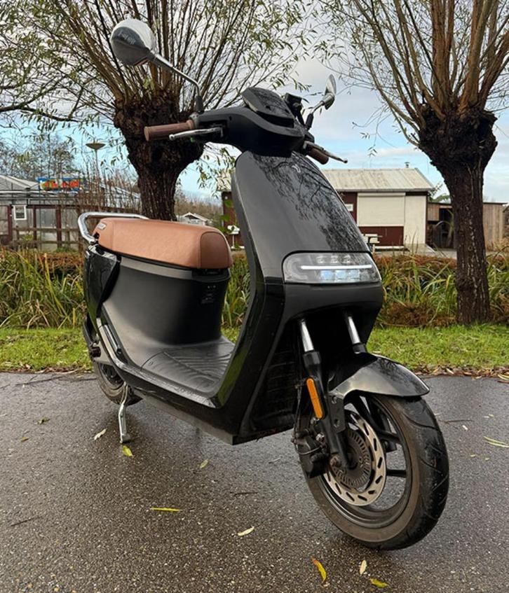 Segway E125S 45km/u Phantom Black 2022 ( Blackfriday ), Fietsen en Brommers, Scooters | Overige merken, Gebruikt, Maximaal 45 km/u