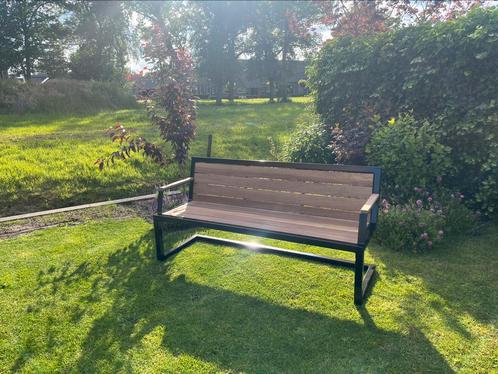 Strakke tuinbank staal/hardhout. Nieuw!, Tuin en Terras, Tuinbanken, Nieuw, Metaal, Ophalen