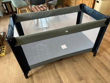 Campingbedje plus matras beschikbaar voor biedingen